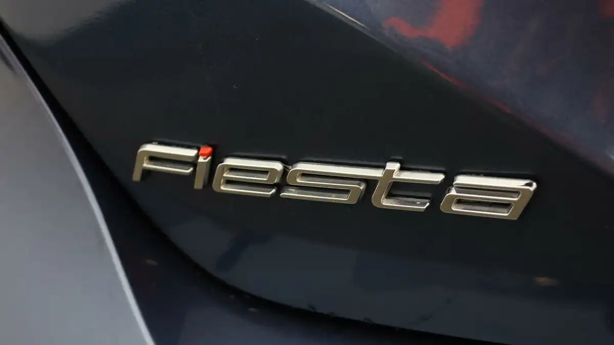 2019-ford-fiesta-10t-zetec-5d-big-19