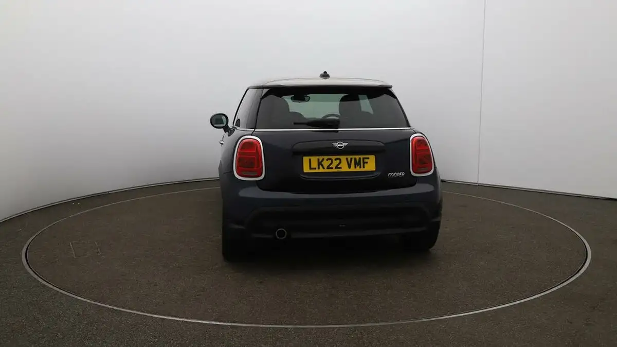 2022-mini-cooper-15-cooper-exclusive-hatchback-3d-big-50