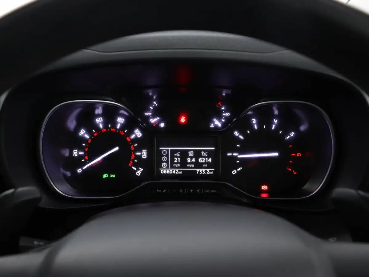 2021-citroen-berlingo-15bluehdi-1000-driver-130pseu6dt-e-ss-eat8-big-12