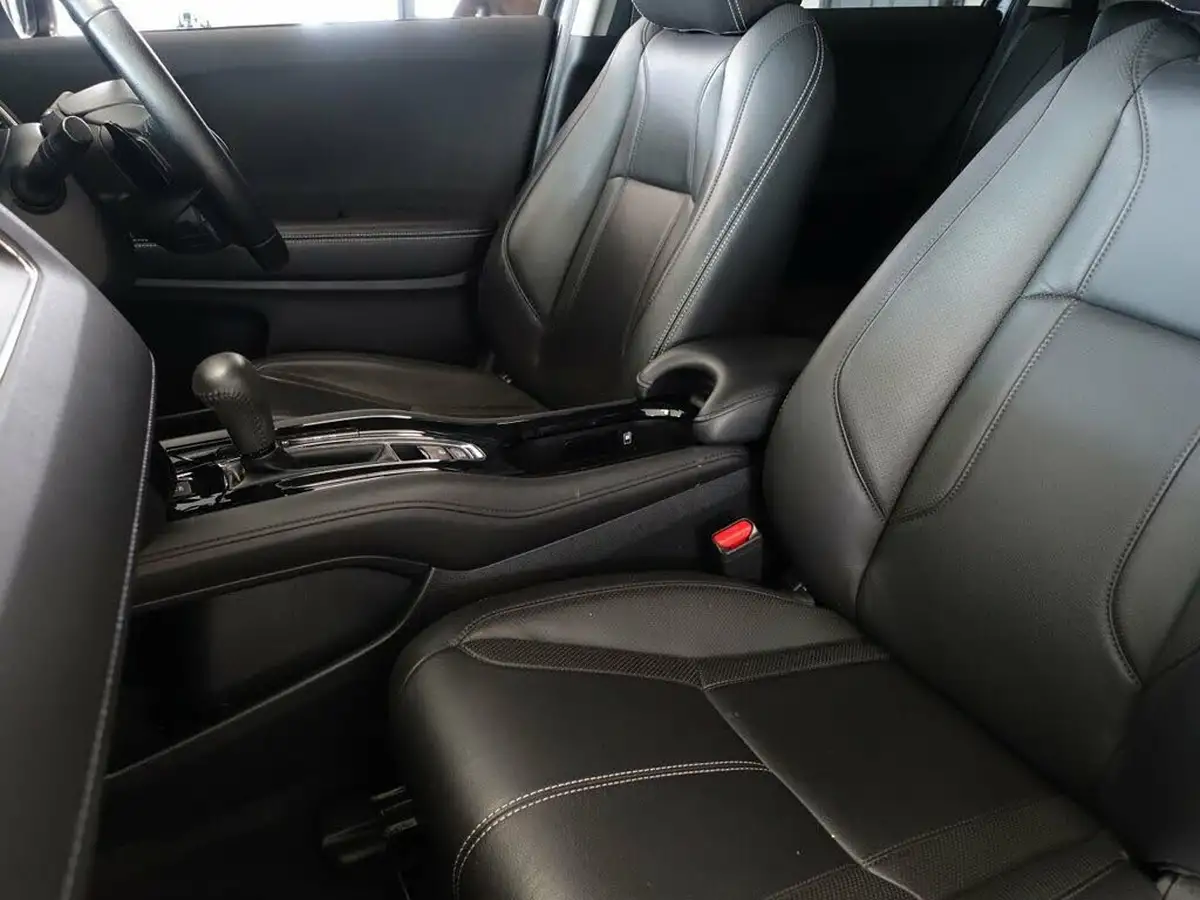 2020-honda-hr-v-15-i-vtec-se-cvt-big-9