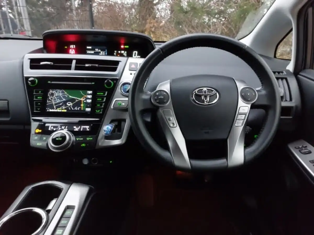 2019-toyota-prius-18-vvt-i-excel-big-6