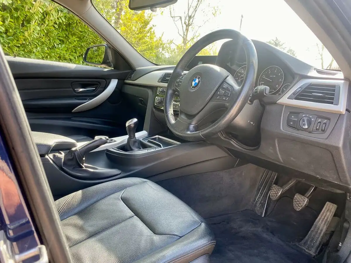 2015-bmw-3-series-20td-320d-ed-plus-touring-5d-big-49