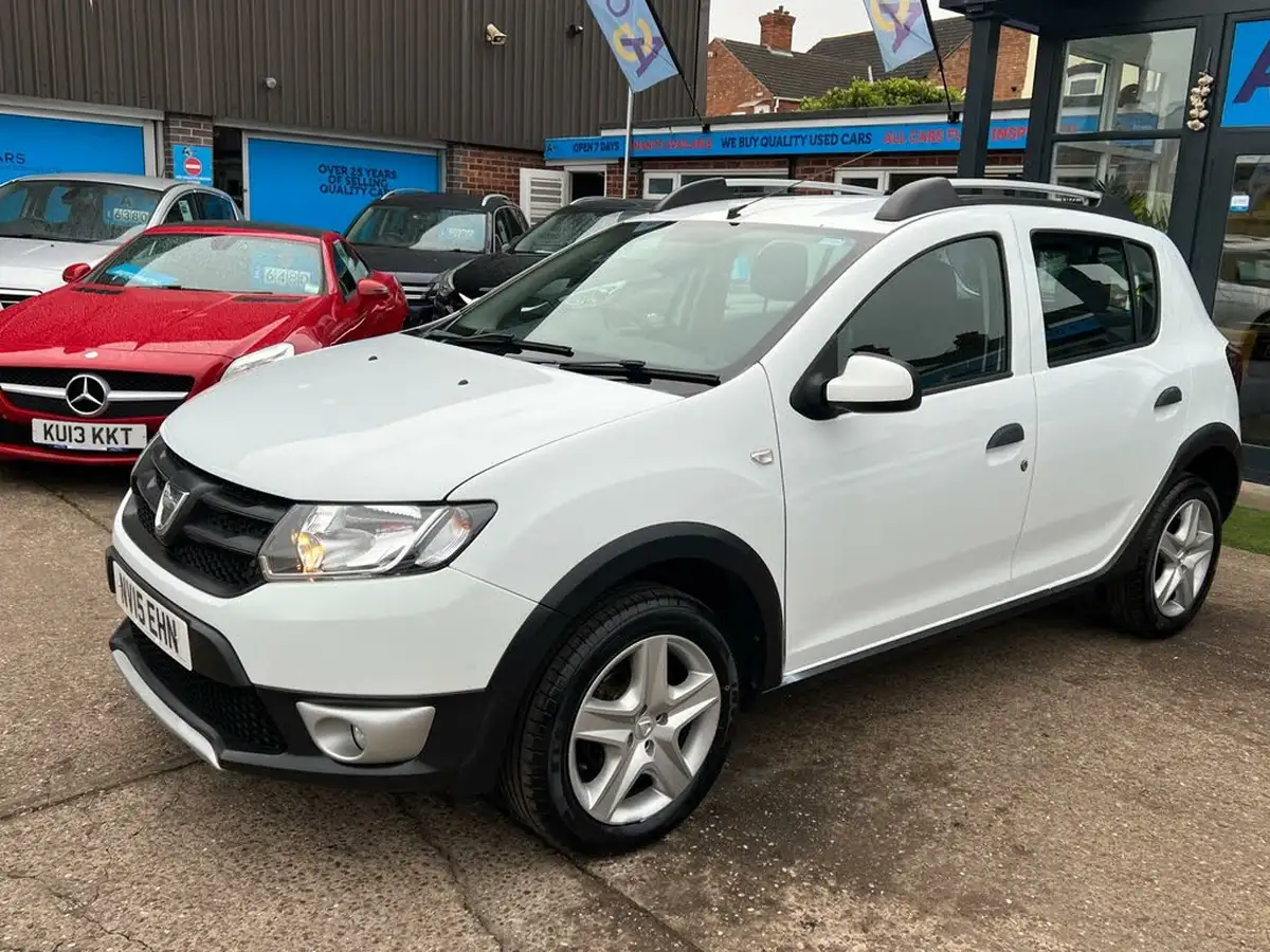 2015-dacia-sandero-stepway-09-ambiance-big-42