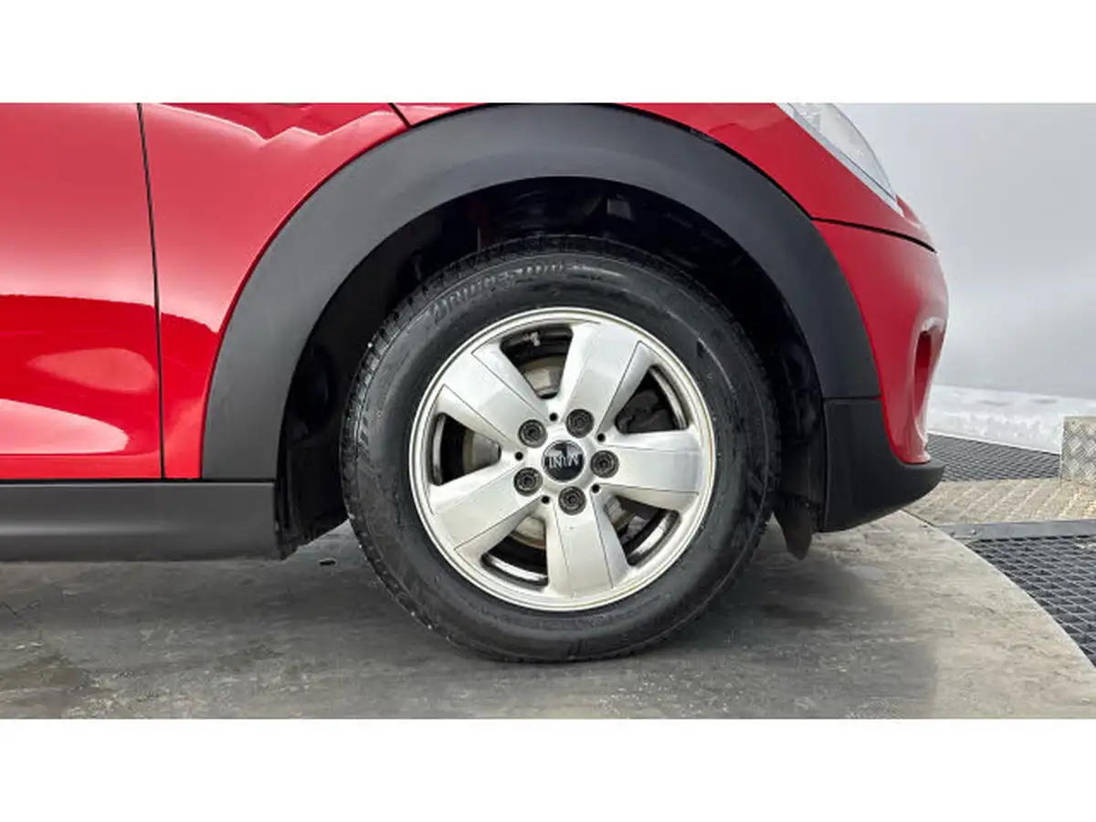 2020-mini-countryman-15-cooper-classic-big-13