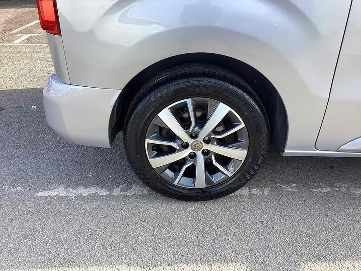 2019-toyota-proace-verso-20d-family-150ps-l1ss-big-19