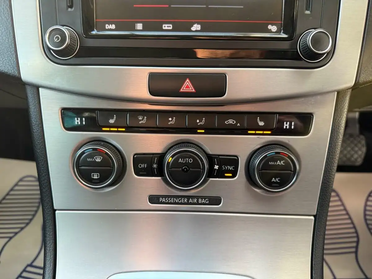 2016-volkswagen-cc-20tdi-r-line-184ps-dsg-big-35