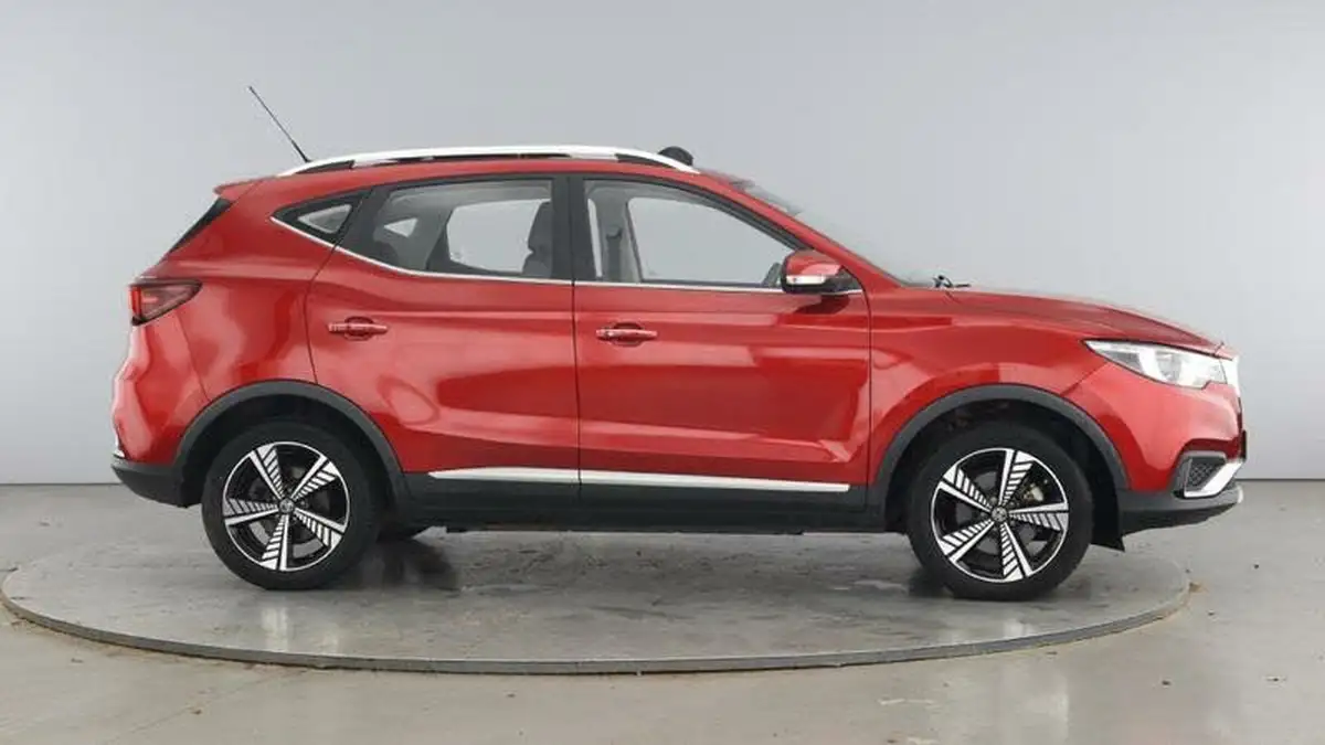 2020-mg-zs-suv-e-exclusive-ev-big-3