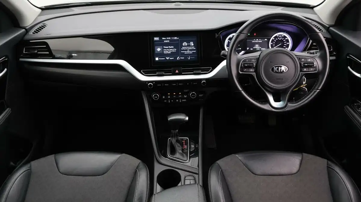 2021-kia-niro-16-gdi-2-big-13
