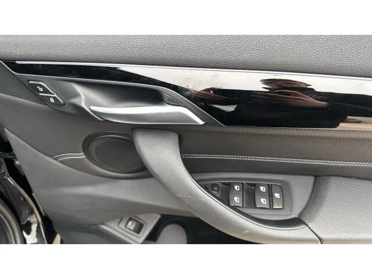 2021-bmw-x1-20-xdrive20i-xline-big-30