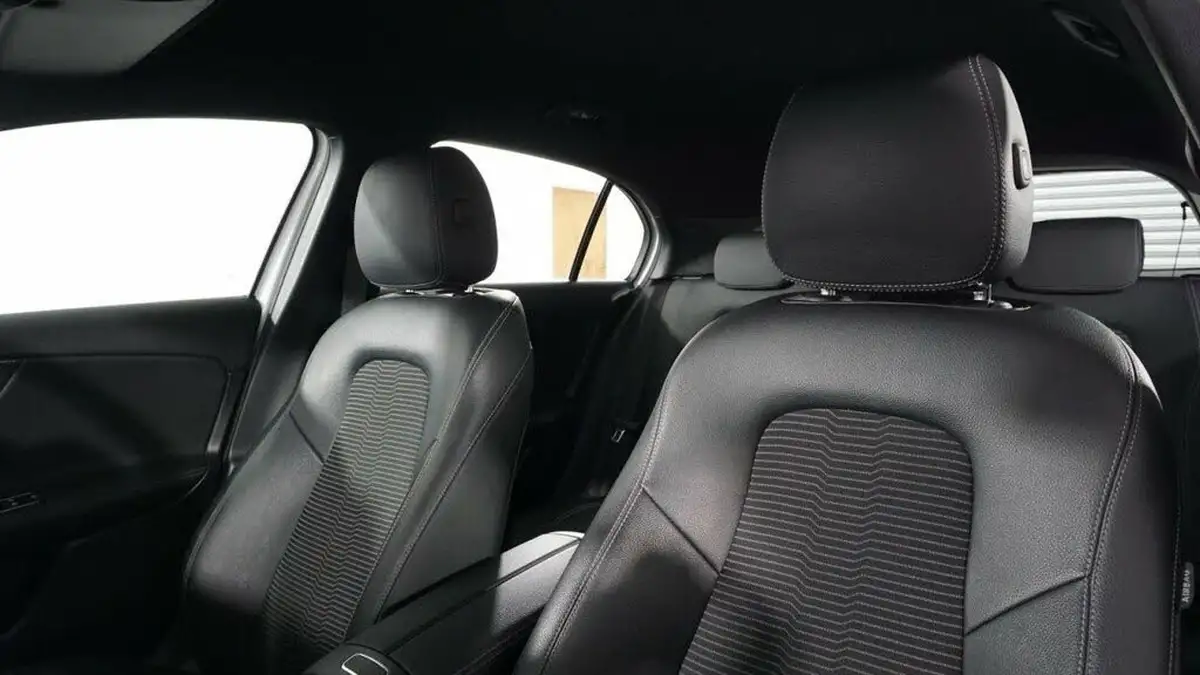 2018-mercedes-benz-a-class-15d-a180d-sport-116ps-executivess-hatchback-5d-7g-dct-big-11