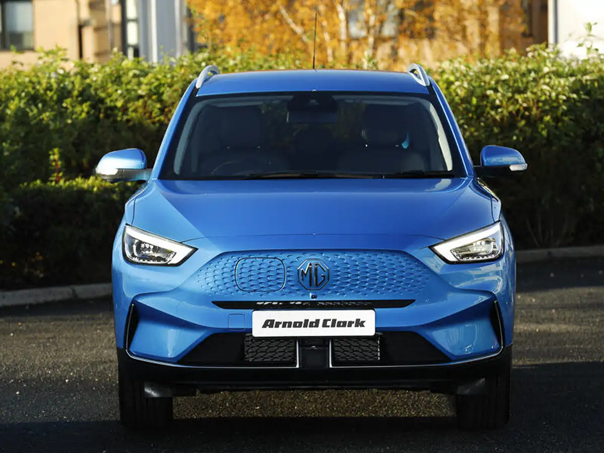 2025-mg-zs-suv-e-trophy-connect-ev-176ps-big-11
