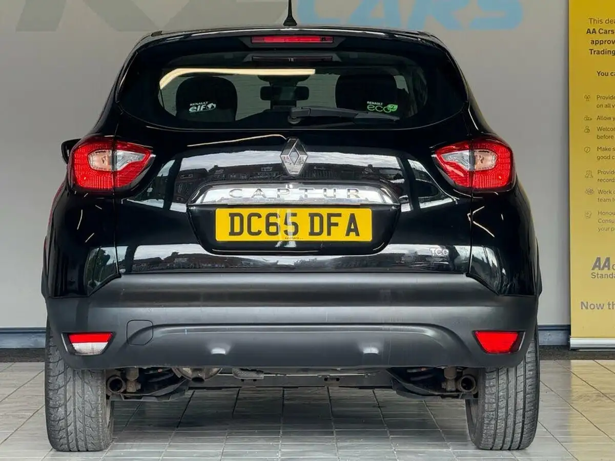 2015-renault-captur-09-dynamique-nav-big-17