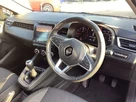 2022-renault-clio-10-tce-iconic-edition-small-9