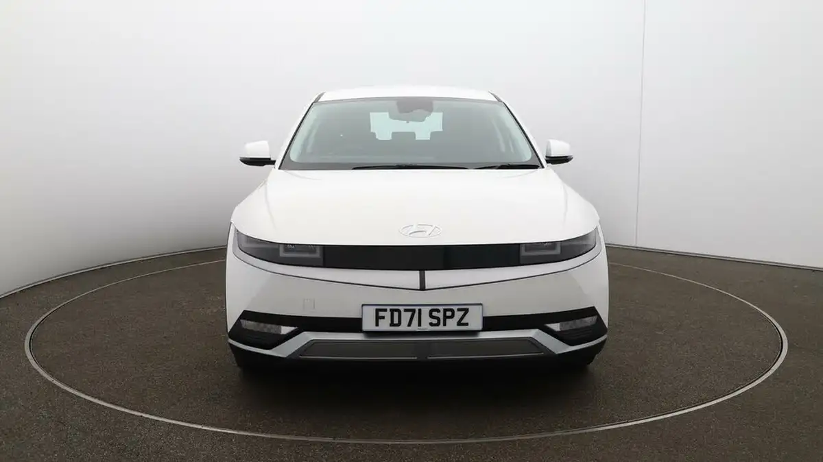 2022-hyundai-ioniq-5-e-se-connect-big-2