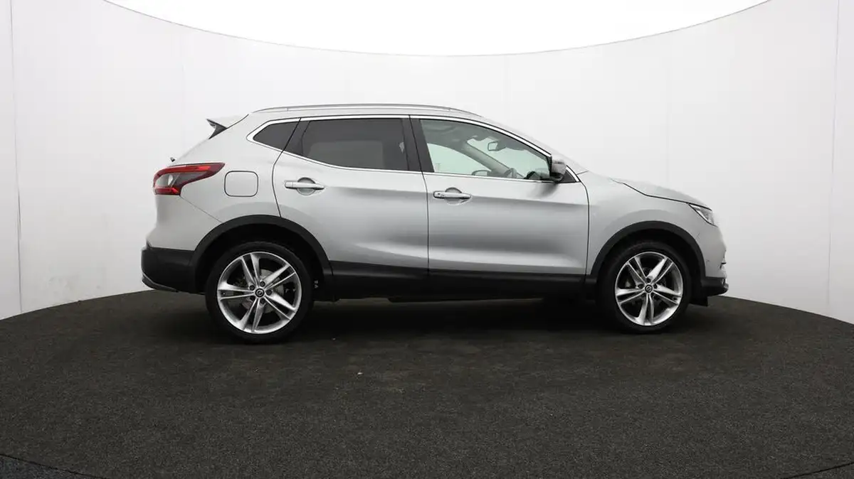 2019-nissan-qashqai-13-dig-t-n-motion-140ps-big-33
