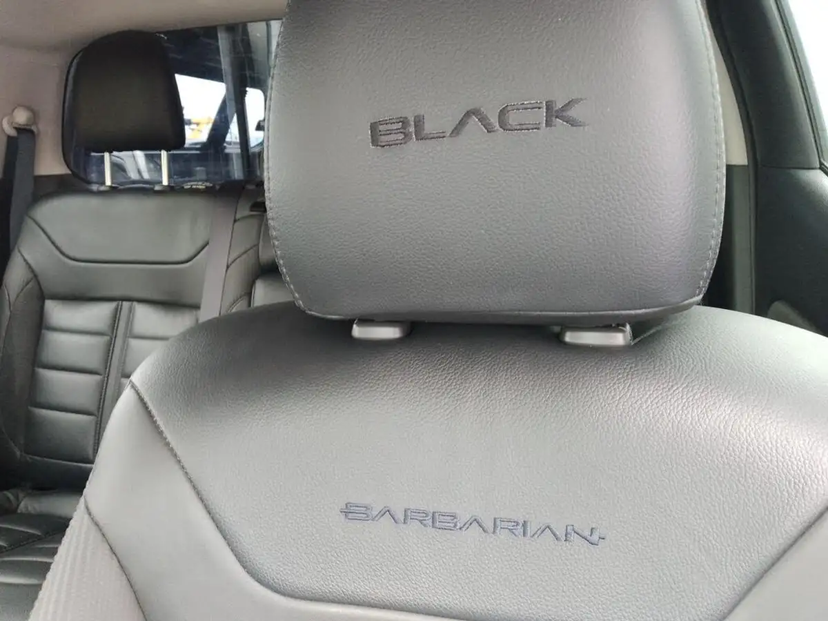 2019-mitsubishi-l200-24di-d-barbarian-black-hardtop-auto-big-42