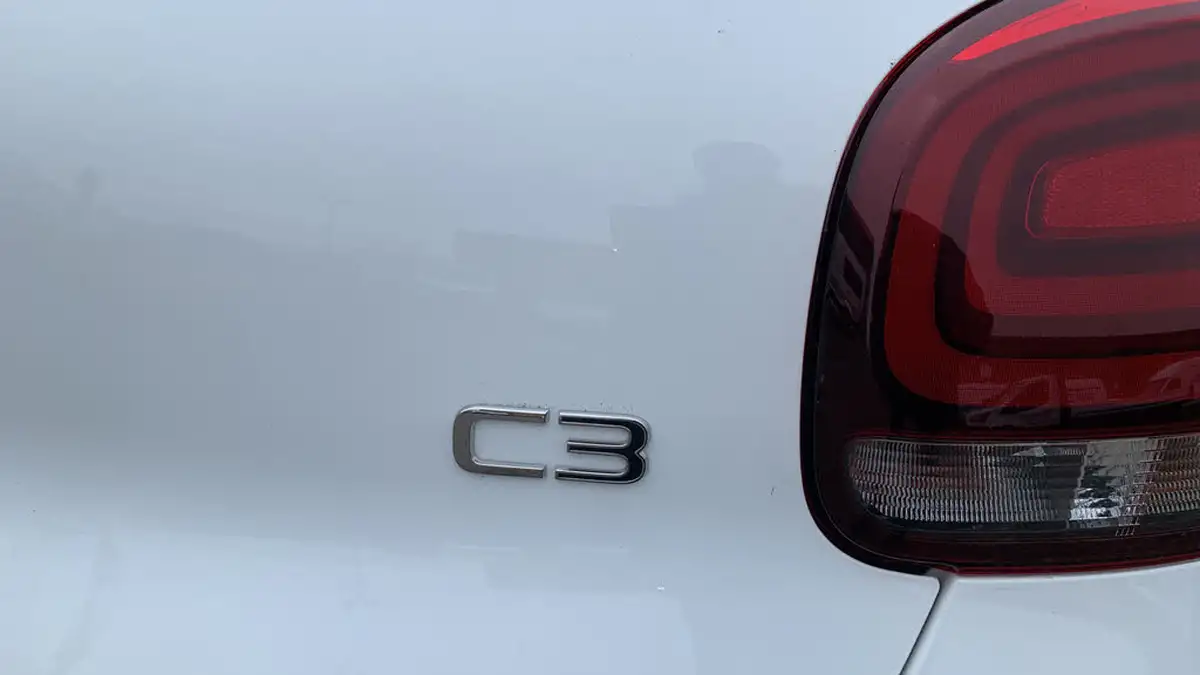 2024-citroen-c3-12-puretech-plus-83ps-big-43