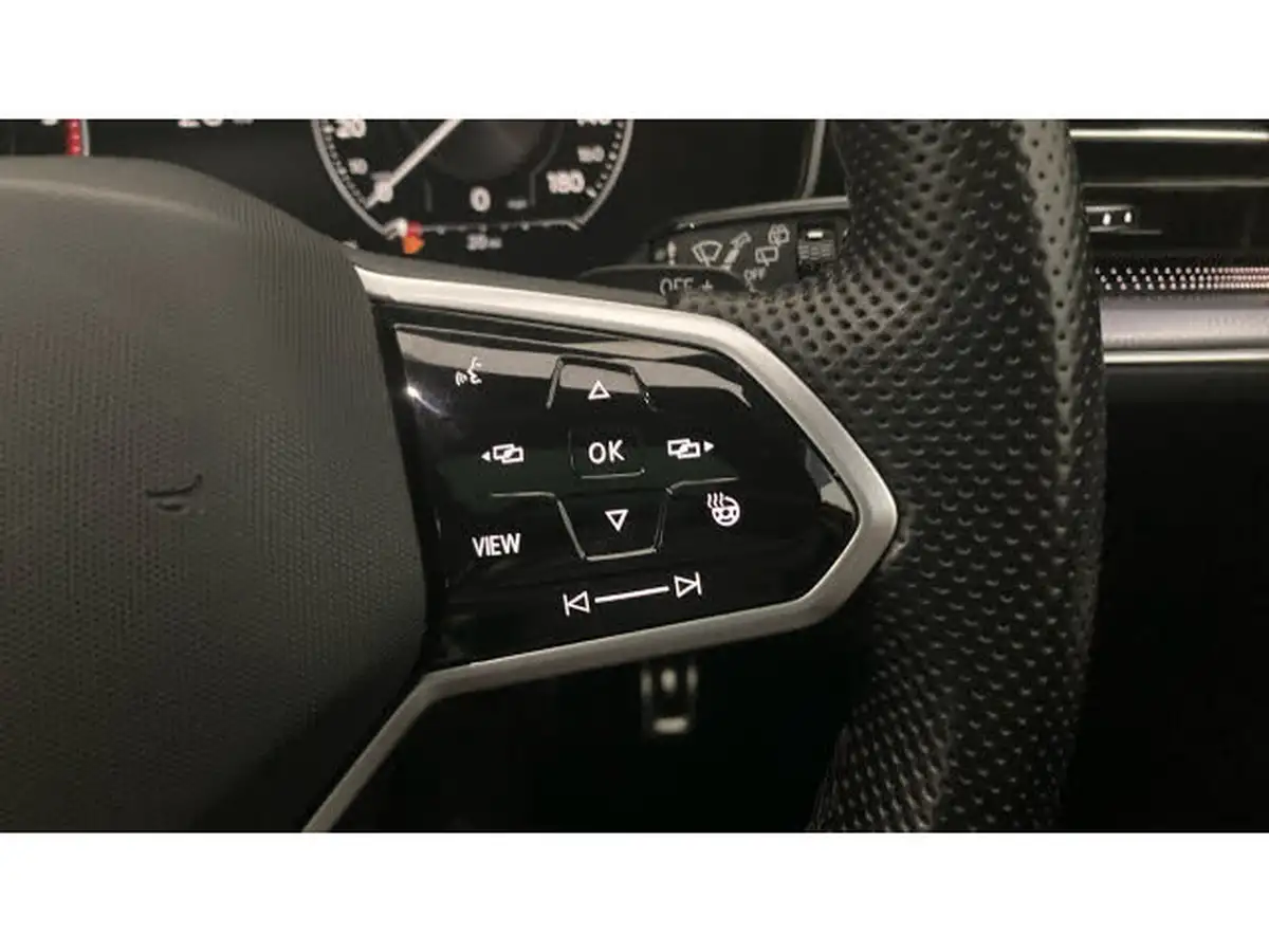 2021-volkswagen-touareg-30tdi-black-edition-286ps-big-17
