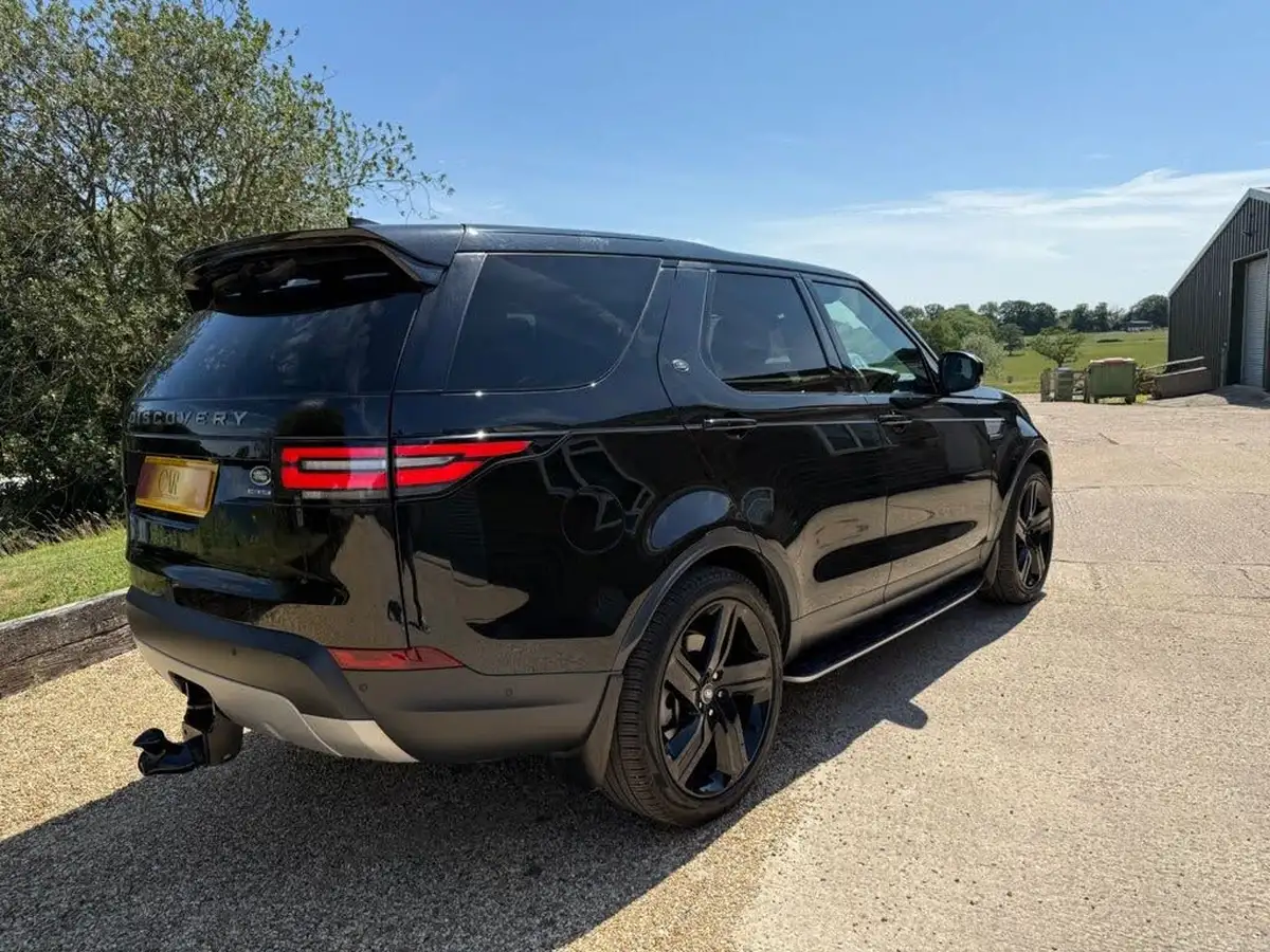 2019-land-rover-discovery-30-sd6-commercial-hse-big-5