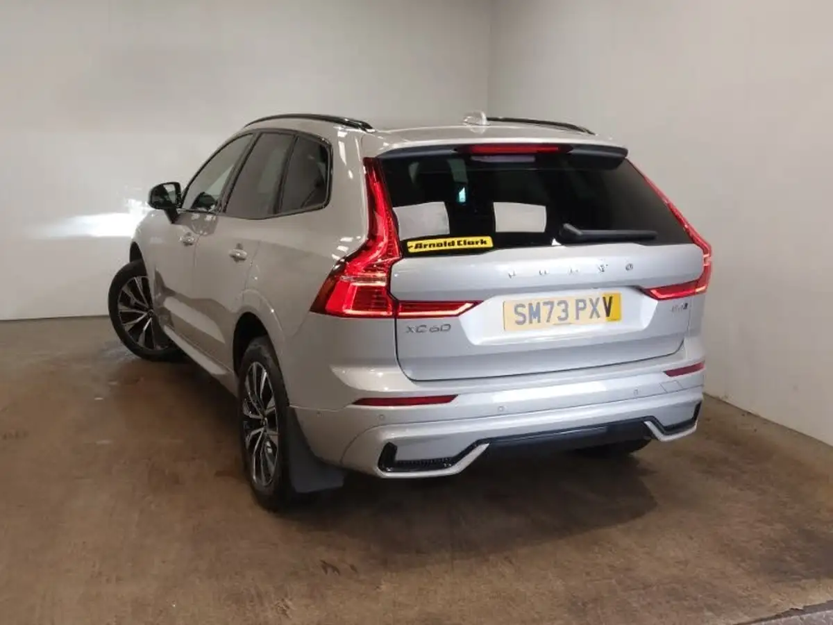 2023-volvo-xc60-20td-b4-plus-big-1