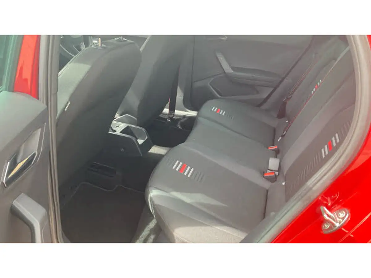 2021-seat-arona-10-tsi-fr-red-edition-big-15