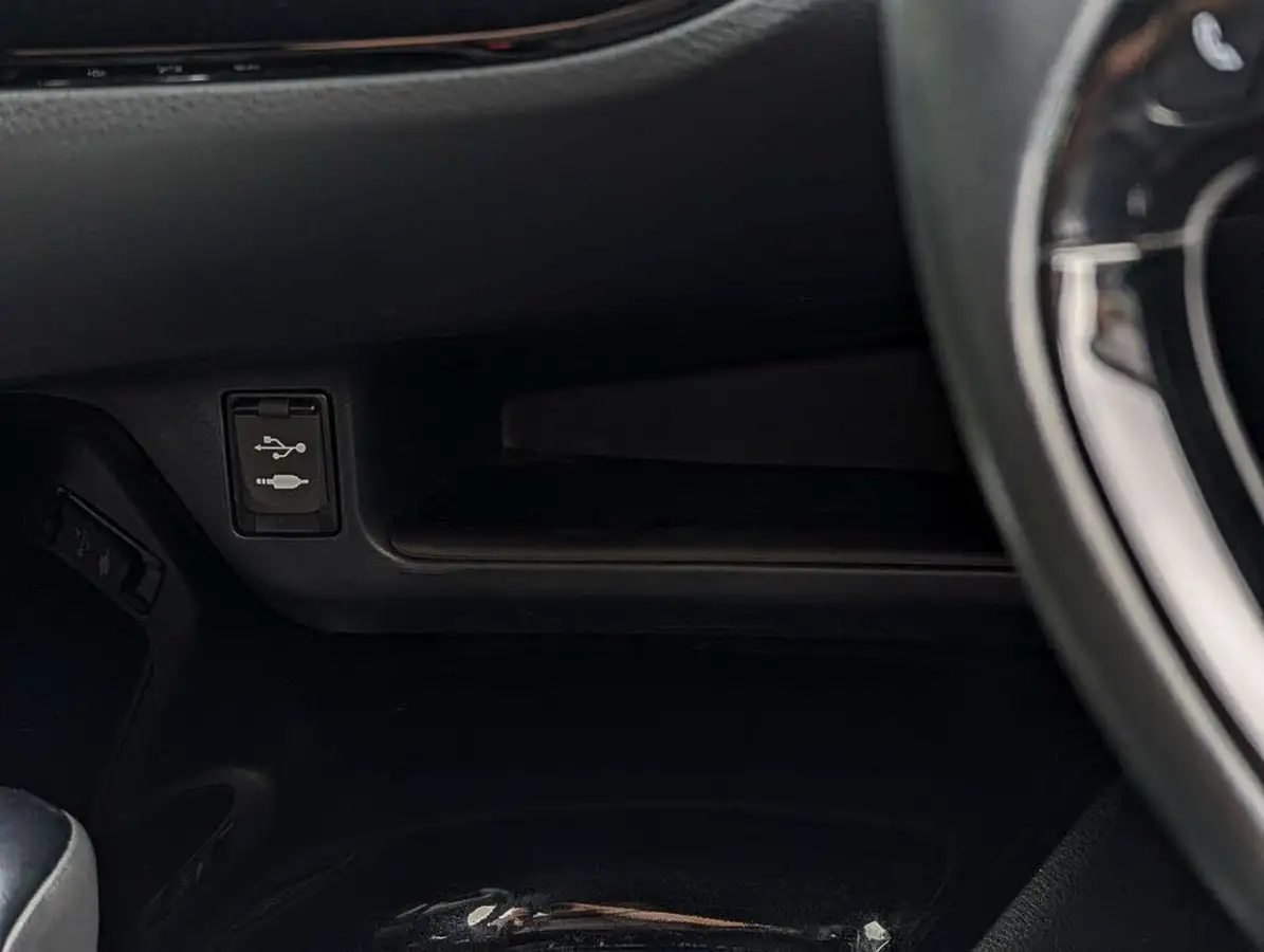 2018-toyota-c-hr-18-vvt-i-excel-big-35