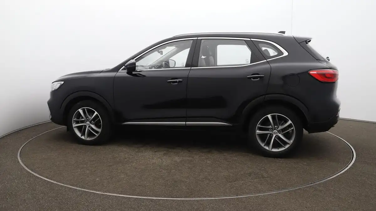 2022-mg-hs-15t-gdi-excite-162ps-dct-big-56