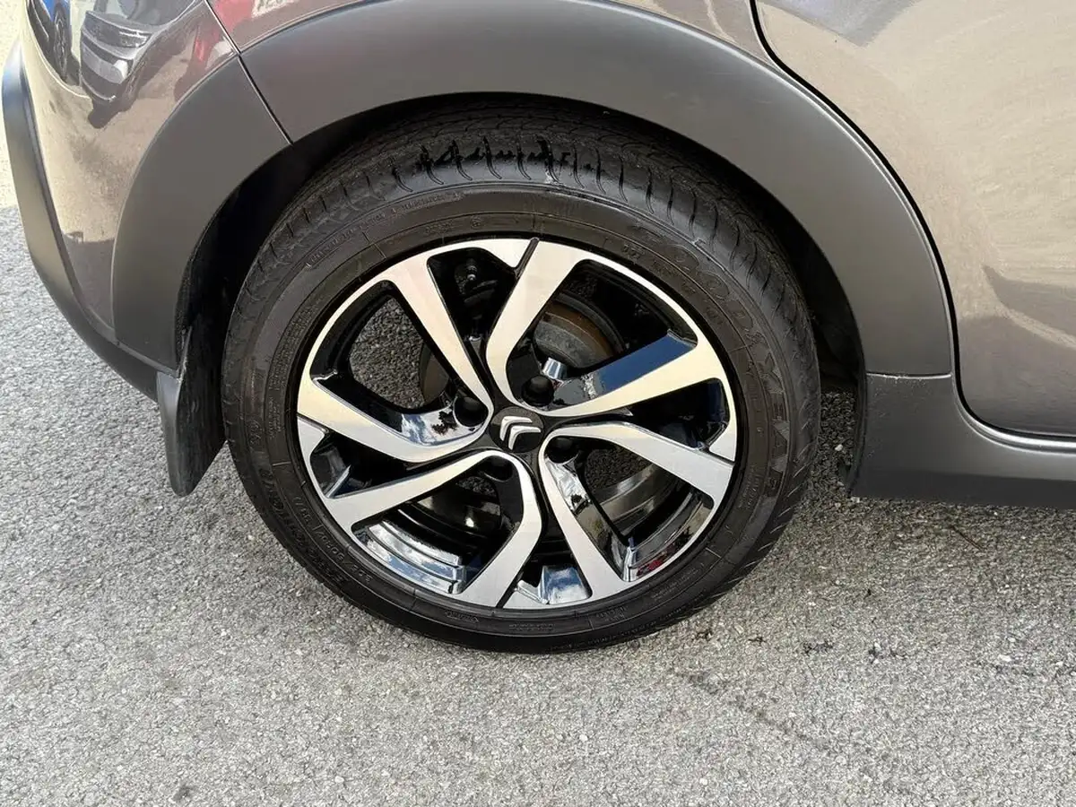 2023-citroen-c3-12-puretech-shine-plus-83ps-ss-big-5