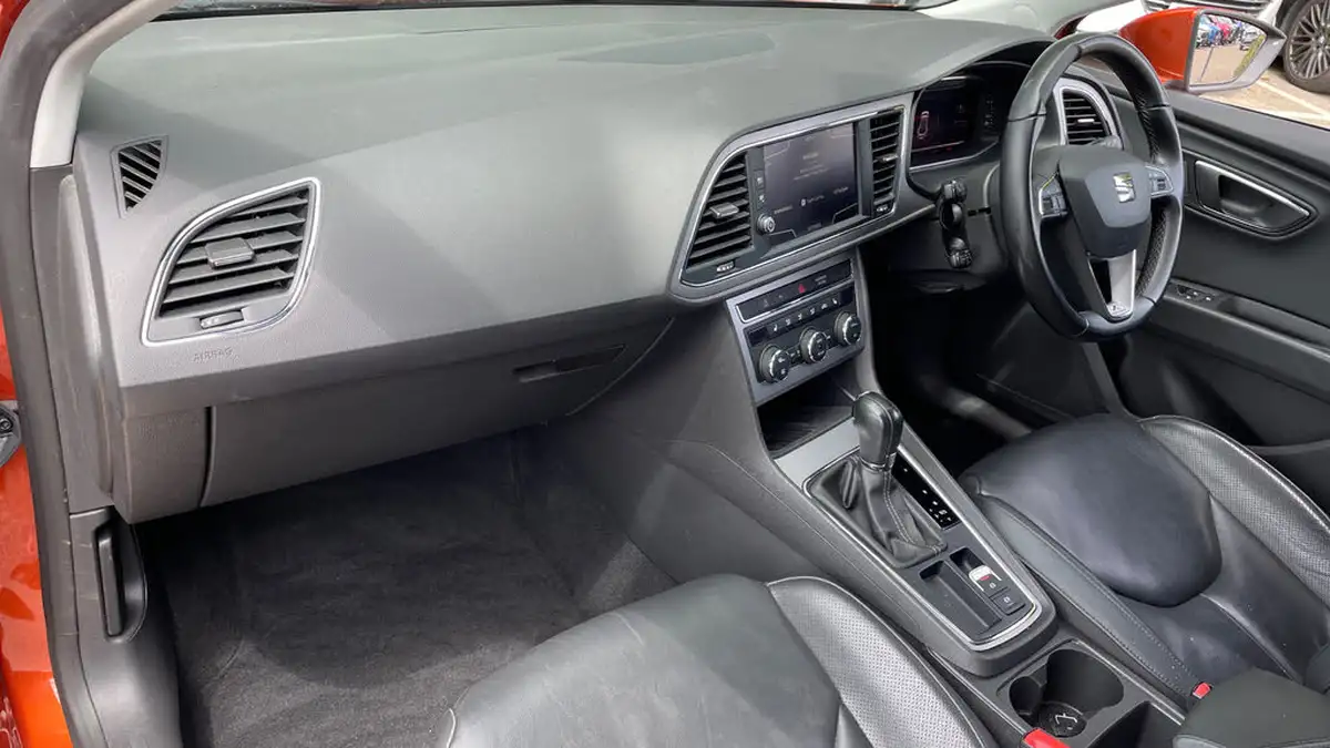 2019-seat-leon-20-tsi-xcellence-lux-estate-big-9
