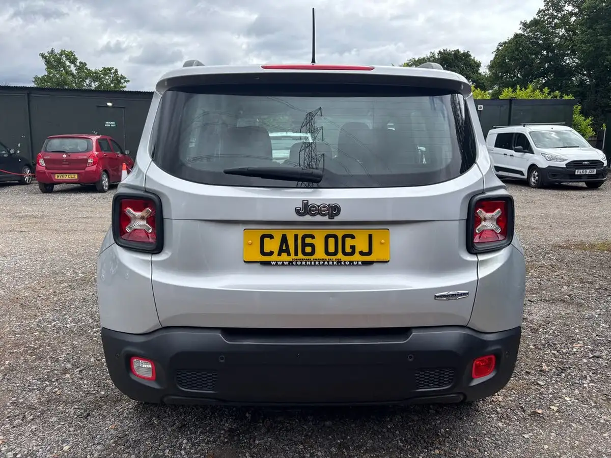 2016-jeep-renegade-16l-e-torq-longitude-big-5