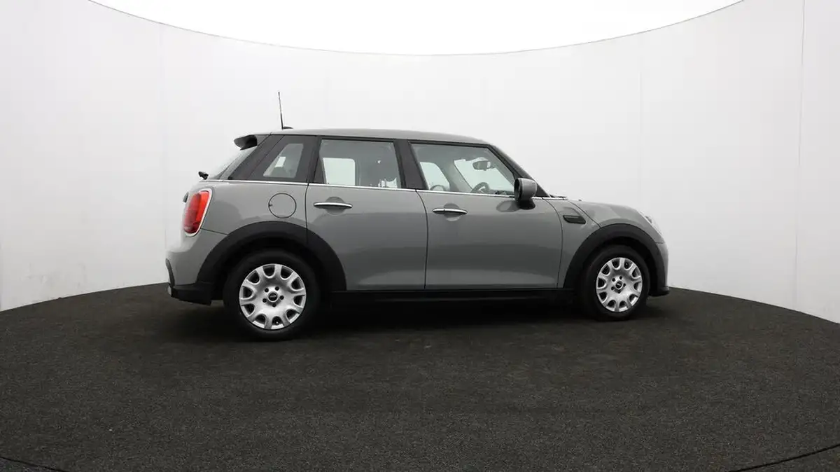 2022-mini-cooper-15-one-classic-5d-big-37