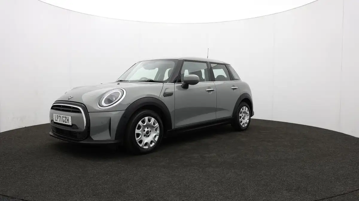 2022-mini-cooper-15-one-classic-5d-big-61