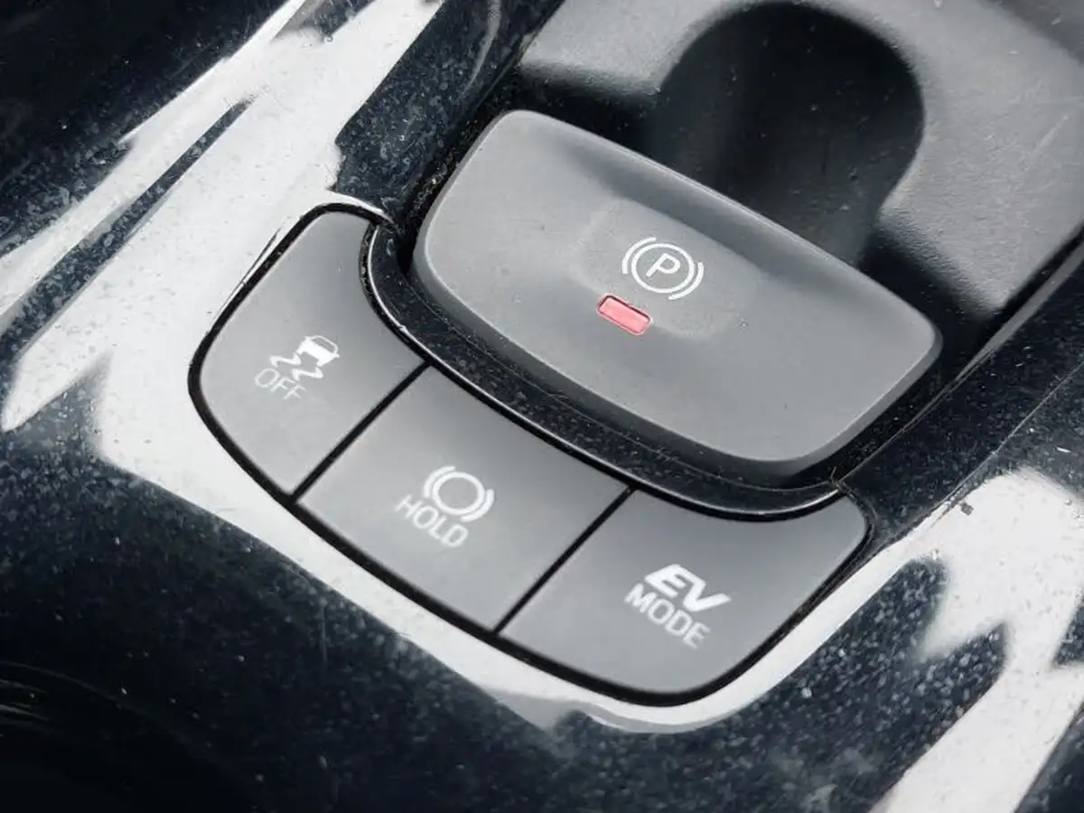 2019-toyota-c-hr-18-vvt-i-dynamic-big-11