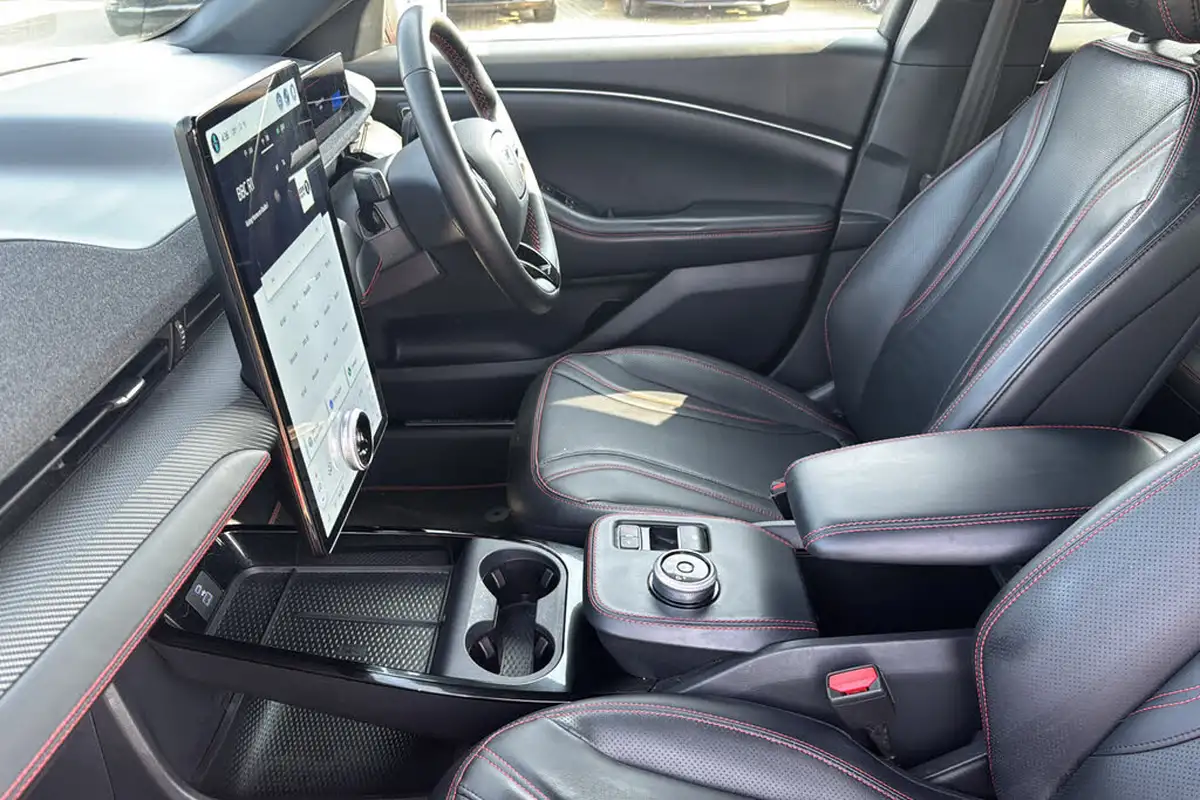 2021-ford-mustang-mach-e-e-standard-range-68kwh-awd-big-44