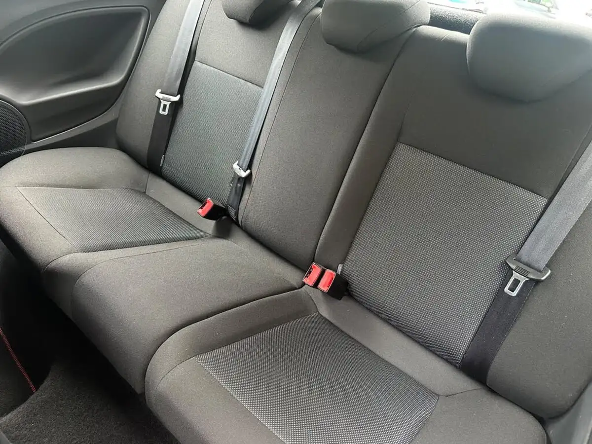 2009-seat-ibiza-16td-sportcoupe-3d-big-15