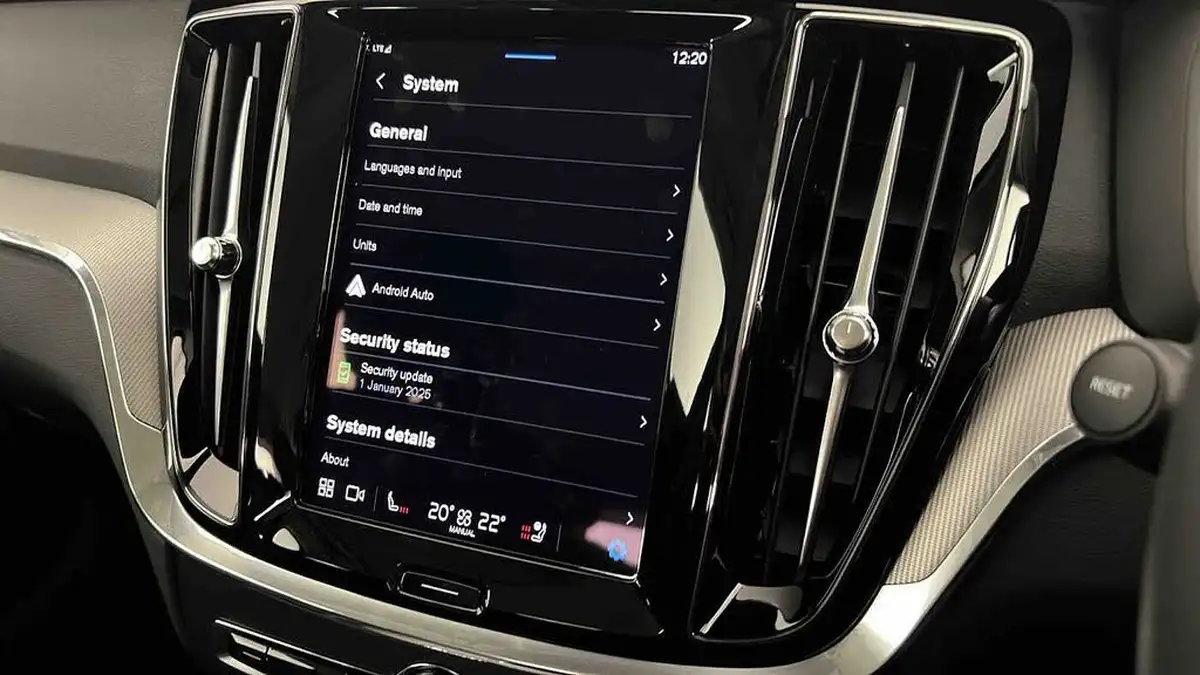 2025-volvo-v60-20-b4-plus-station-wagon-big-38