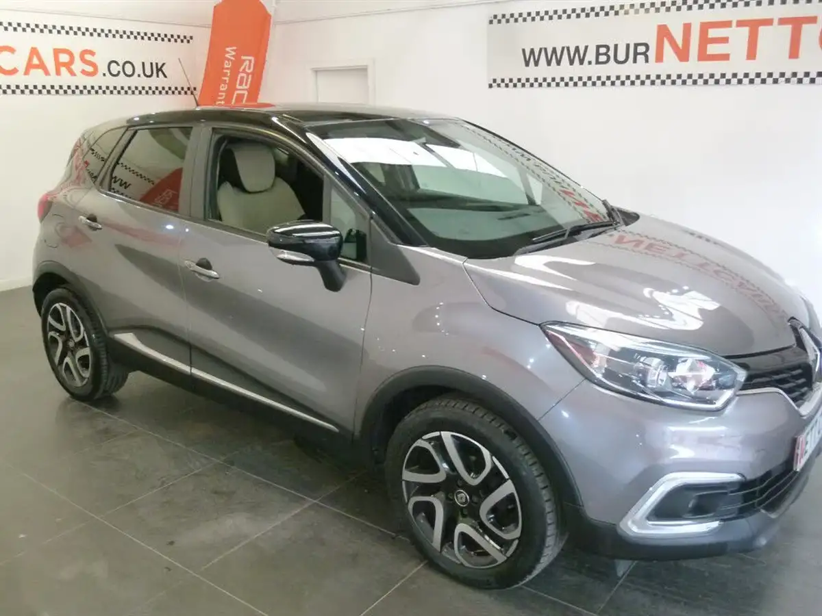 2018-renault-captur-09-tce-iconic-big-11