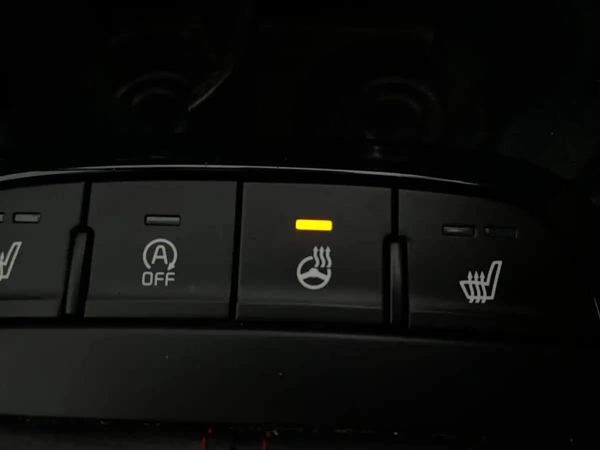 2020-kia-picanto-125-gt-line-s-big-25
