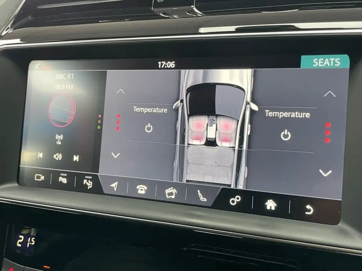 2019-jaguar-f-pace-20-i4d-r-sport-180ps-awd-auto-big-41