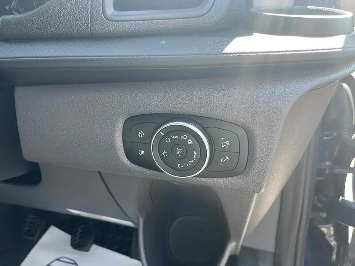 2018-ford-transit-custom-20tdci-320-l1h1-trend-130pseu6-panel-van-big-15
