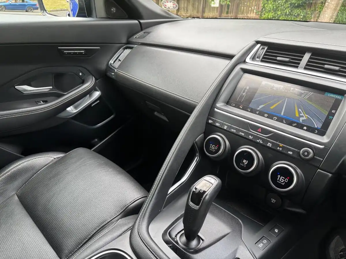 2019-jaguar-e-pace-20-i4d-r-dynamic-hse-180ps-big-15