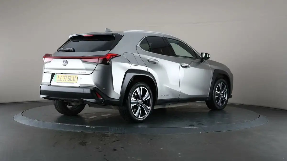 2021-lexus-ux-300e-e-ux-big-64