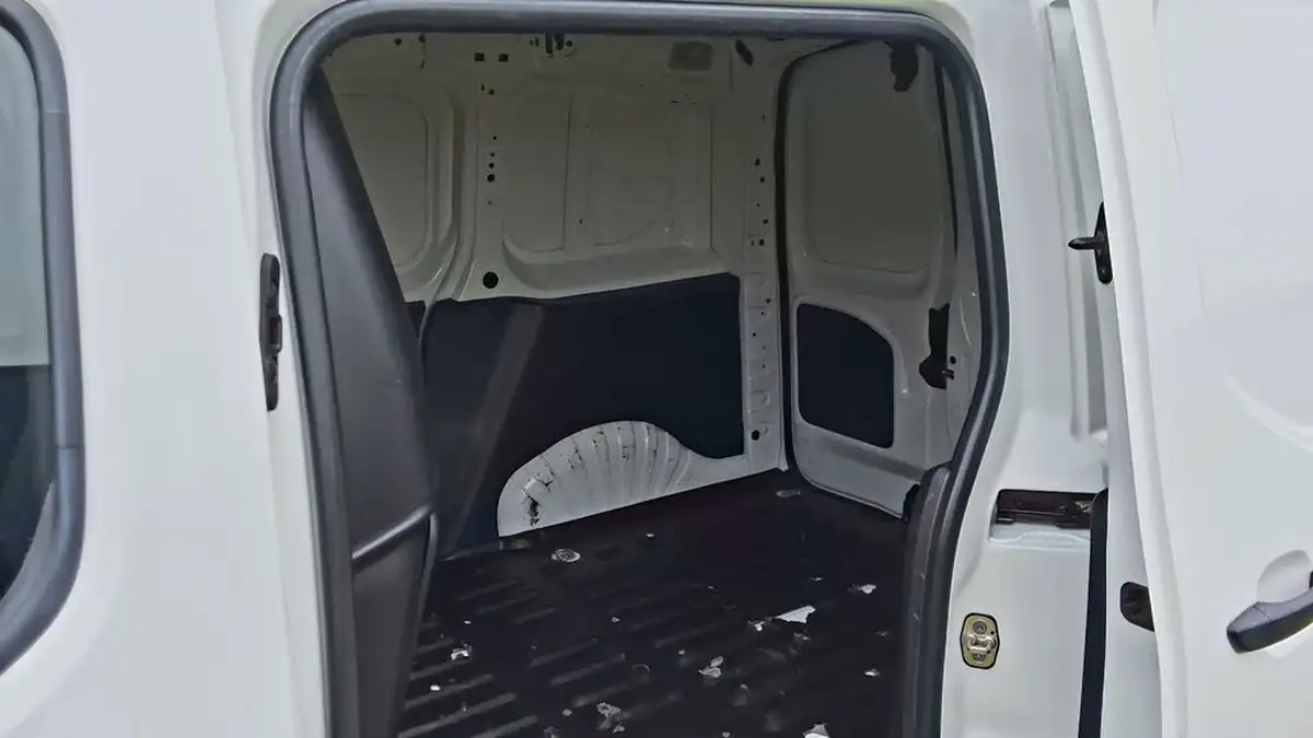2019-citroen-berlingo-16bluehdi-650-enterprise-big-9