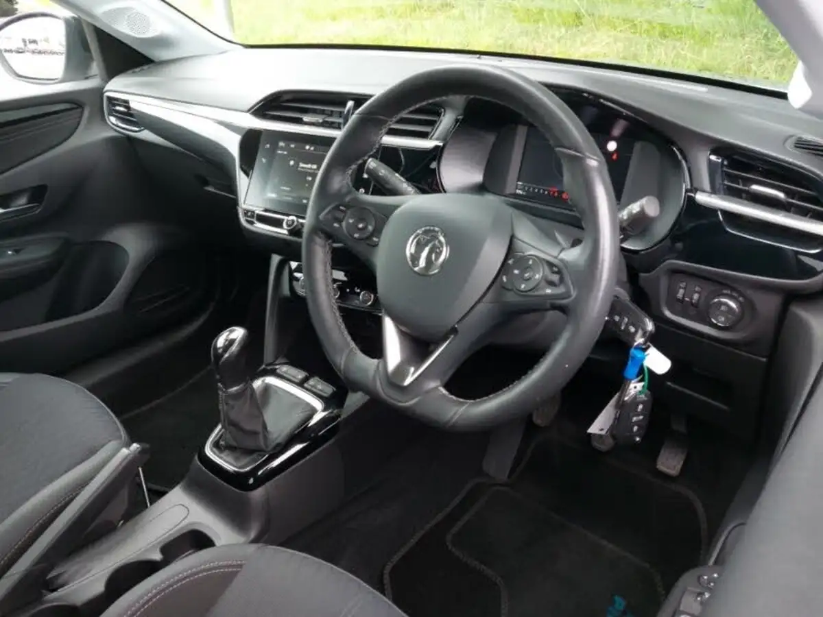 2022-vauxhall-corsa-12i-elite-edition-big-11
