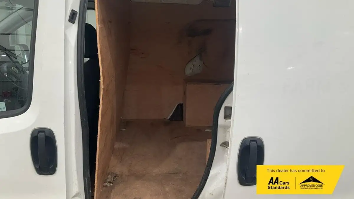 2019-fiat-fiorino-13td-cargo-tecnico-multijet-80-eu6b-big-9