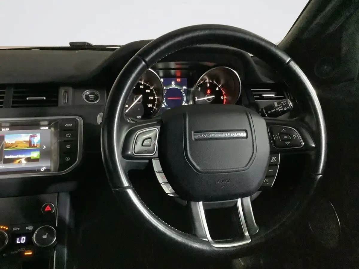 2018-land-rover-range-rover-evoque-20td4-landmark-big-14