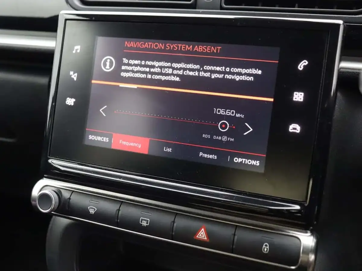 2019-citroen-c3-12-puretech-flair-110ps-ss-big-22