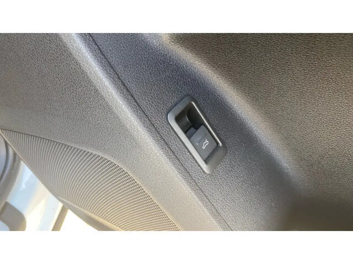 2021-audi-q3-20-35-tdi-s-line-station-wagon-quattro-tronic-big-47