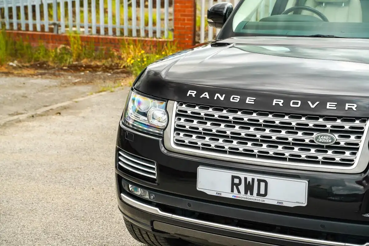 2014-land-rover-range-rover-30-sd-v6-autobiography-30-sd-ss-big-5