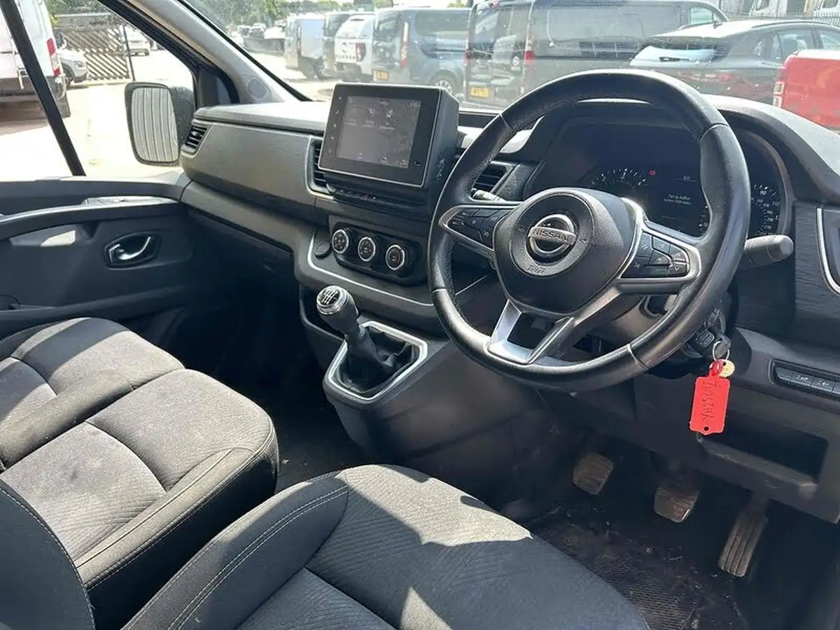 2023-nissan-primastar-20dci-tekna-30-l2h1-130pseu6d-panel-big-1